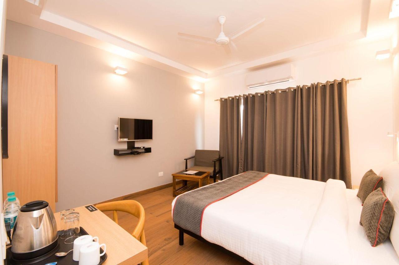 Hotel Vemara 帕纳吉 外观 照片